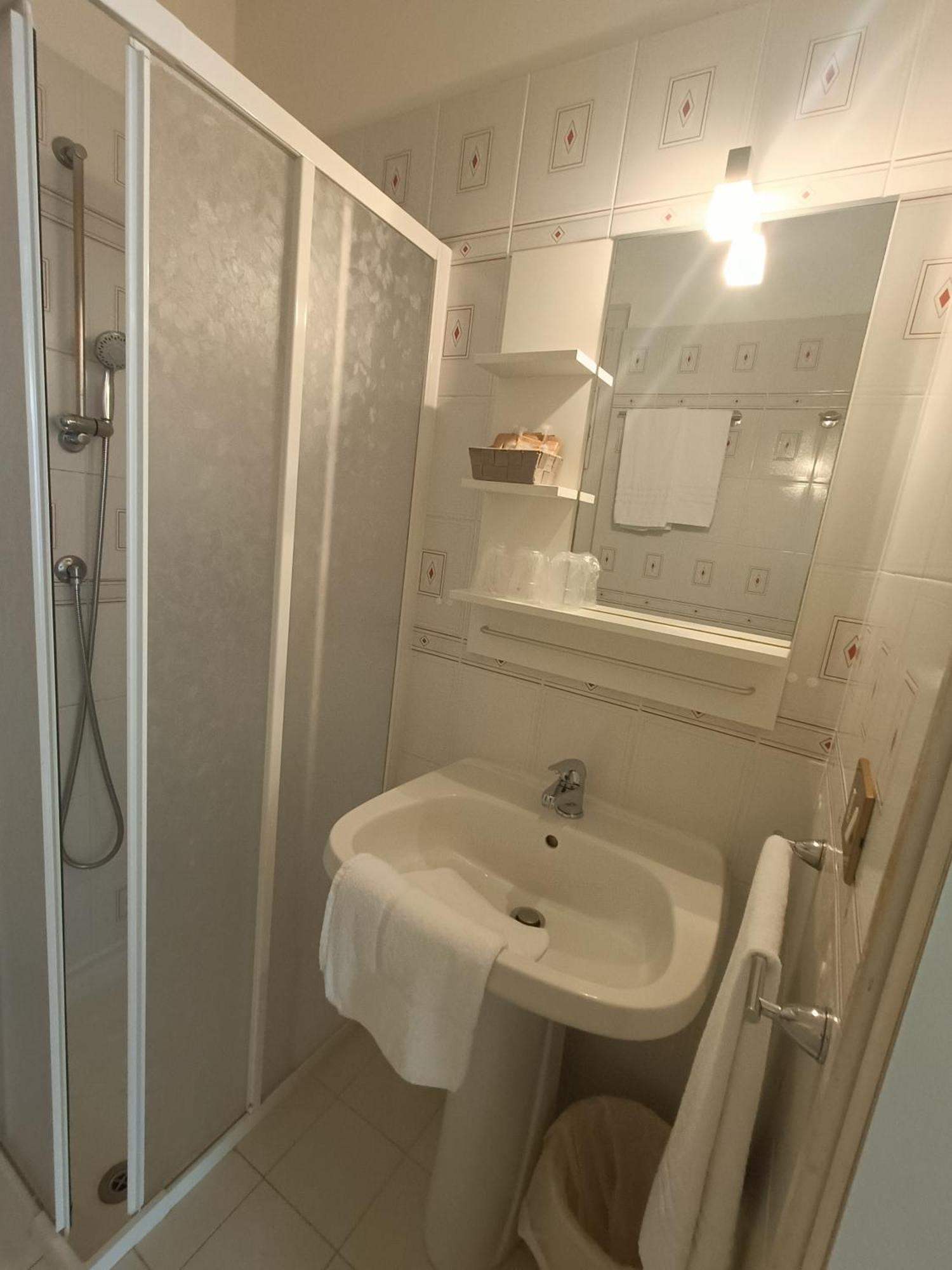 גראדו Hotel Merano מראה חיצוני תמונה