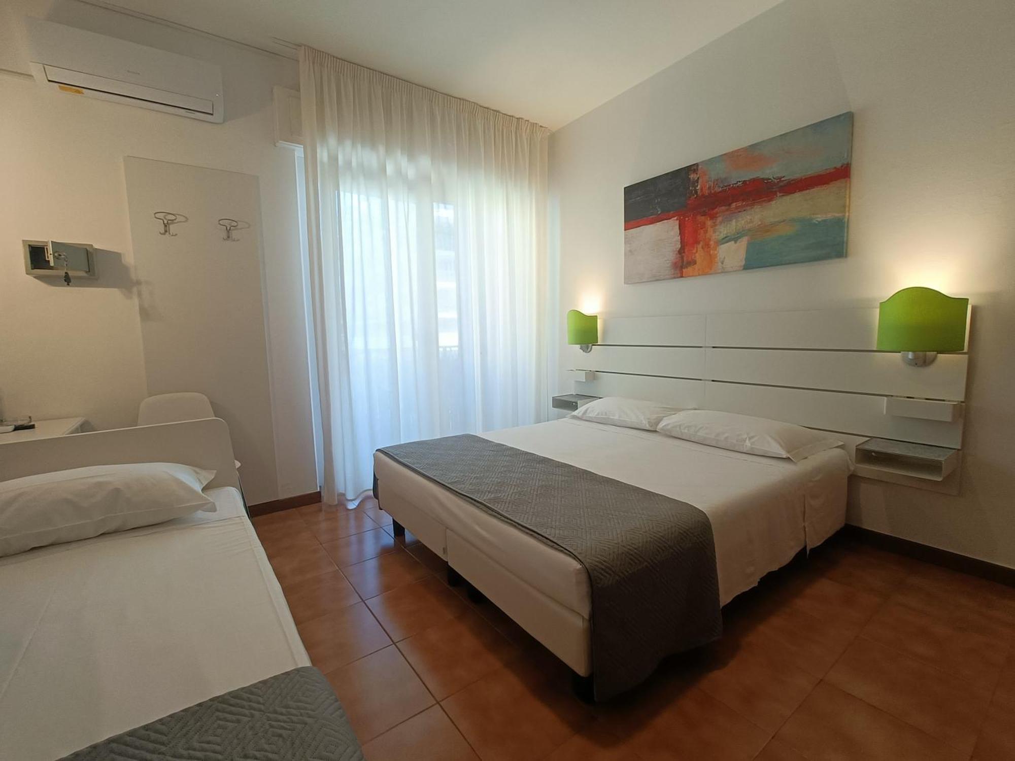 גראדו Hotel Merano מראה חיצוני תמונה