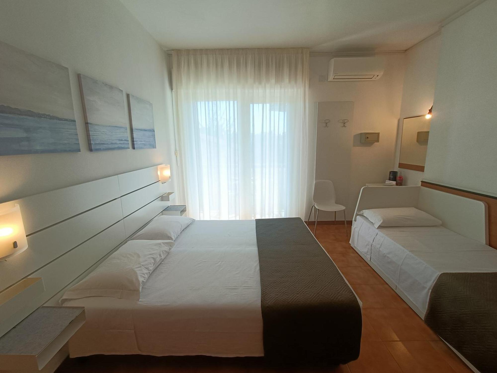 גראדו Hotel Merano מראה חיצוני תמונה